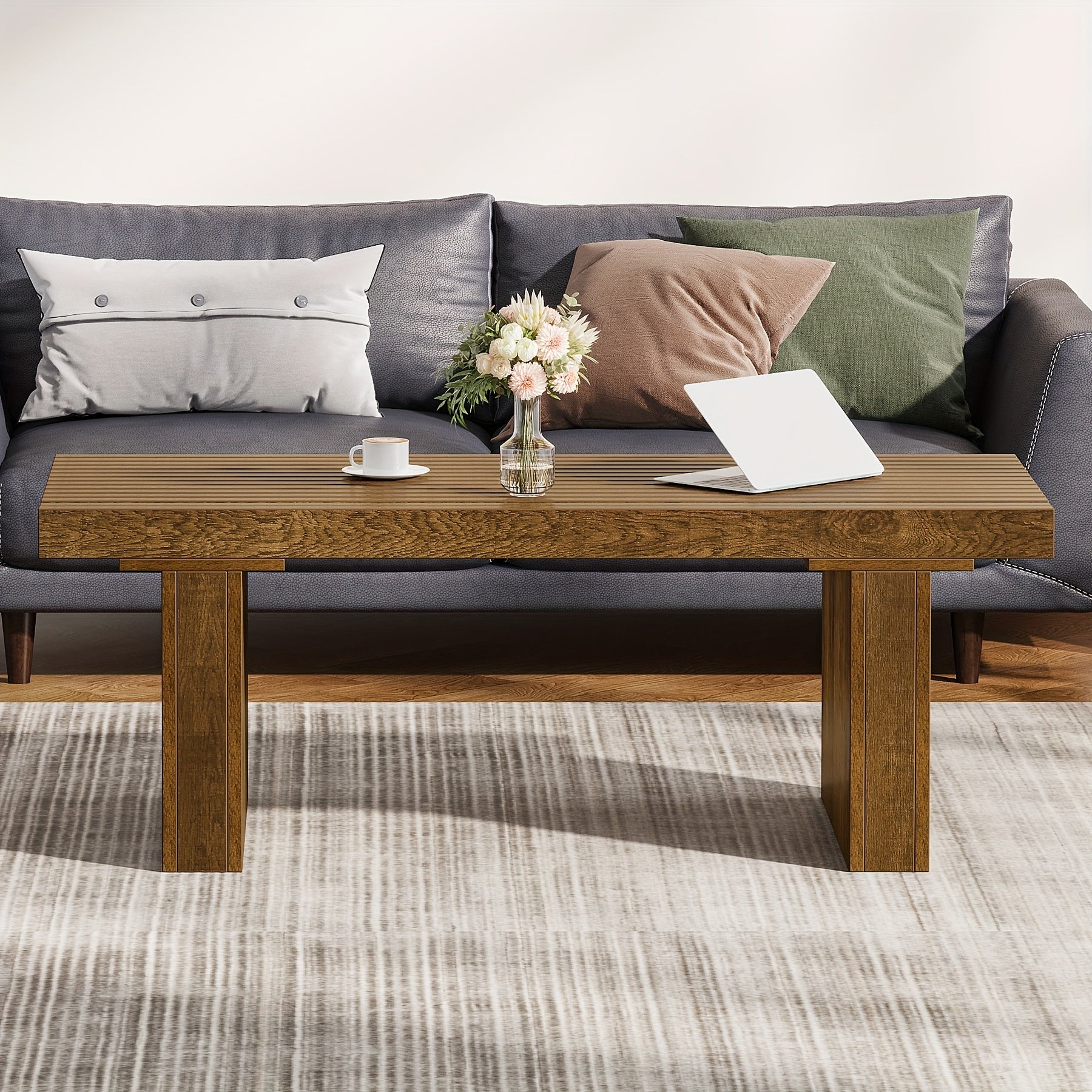 Table à café rectangulaire : Table à café moderne en bois de 47.24 pouces Table à cocktail pour salon, Table à café de ferme Table au centre Table à thé avec dessus de table en planches, Brun rustique