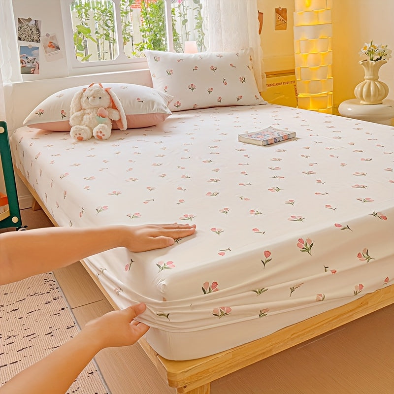 1pc Floral Print Fitted Sheet, Mattress Protector Cover, Soft Comfort Bedding for Bedroom, Light Beige-Friendly Fitted Sheet, Suitable for All Seasons and Non-Slip Bedspread, Single\u002FDouble\u002FKing Size, Machine Washable, Pillowcase Not Included