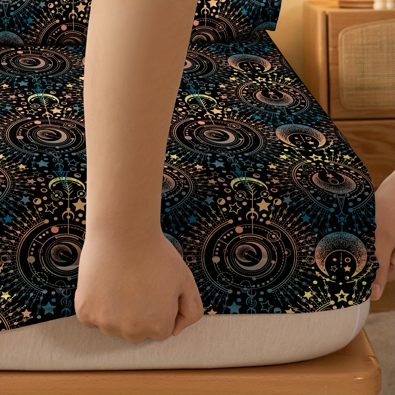 1pc Simple Modern Vast Universe Pattern Printed Fleece Fitted Sheet, Bedroom Use Printed Bed Cover, Mattress Cover, Mattress Protector, Protective Cover, Bedding Does Not Include Pillowcase